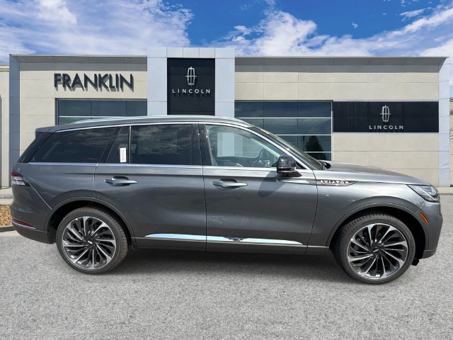 New 2027 Lincoln Aviator Reserve AWD/4WD image 8