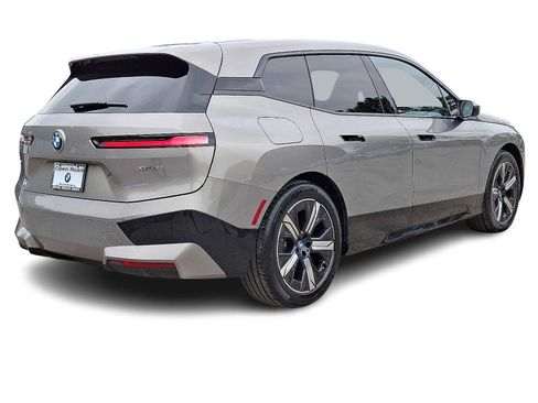 Used 2025 BMW iX xDrive50 image 6