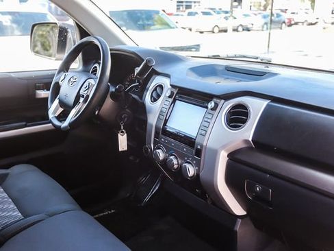 Used 2018 Toyota Tundra SR5 AWD/4WD image 58