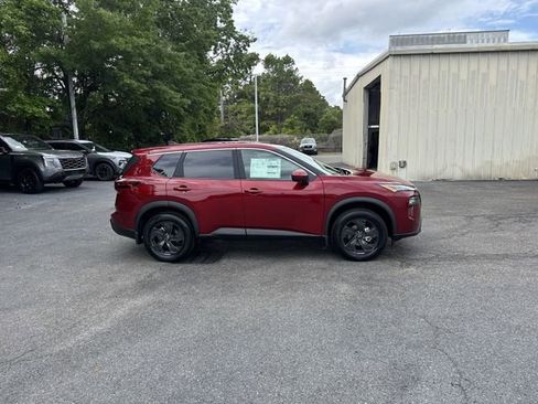 New 2026 Nissan Rogue SV w/ Cold Weather Package AWD/4WD image 4