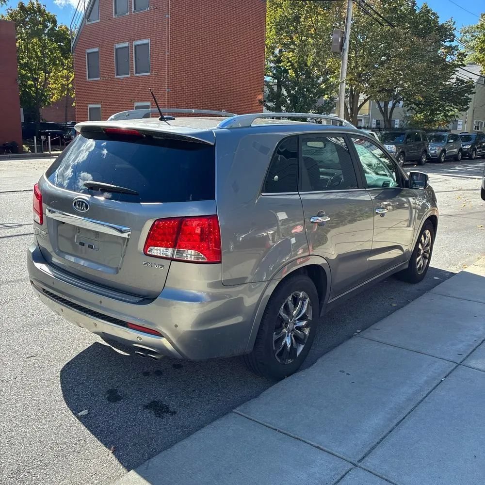 Used 2012 Kia Sorento SX w/ SX Premium Pkg AWD/4WD image 8