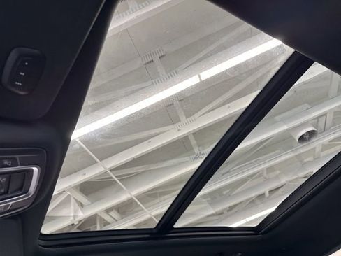 Used 2019 RAM 1500 Big Horn image 32