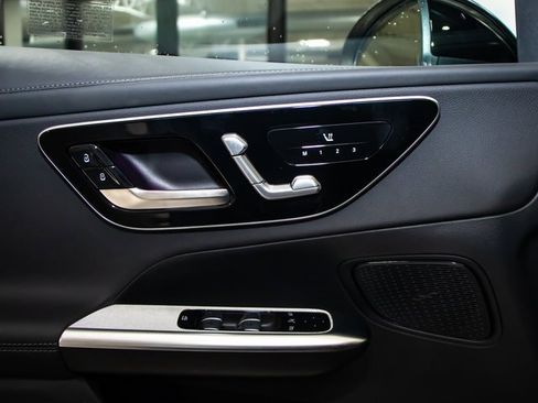 Certified 2025 Mercedes-Benz GLC 350e GLC 350e image 14