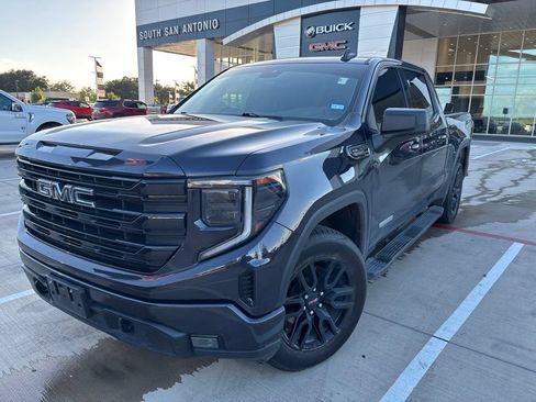 Used 2022 GMC Sierra 1500 Elevation RWD image 1