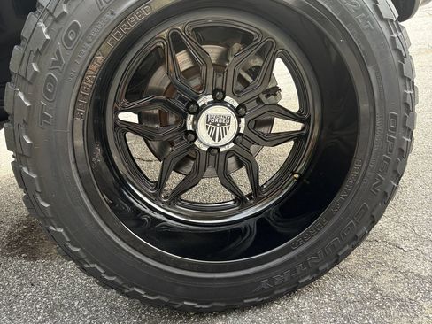 Used 2018 Ford F150 Raptor w/ Equipment Group 802A Luxury AWD/4WD image 14