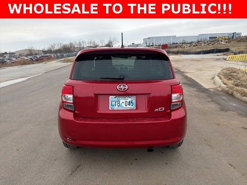 Used 2014 Scion xD image 3