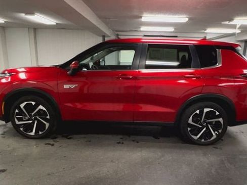 Used 2024 Mitsubishi Outlander SEL image 5