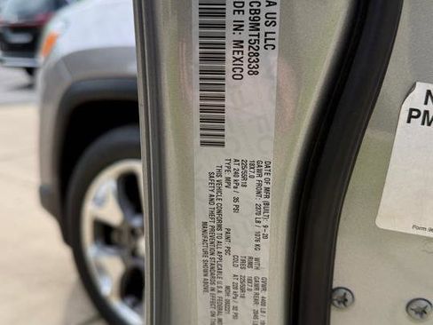 Used 2021 Jeep Compass Limited FWD image 21
