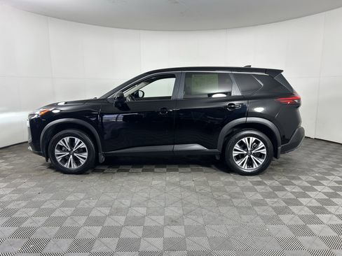 Certified 2023 Nissan Rogue SV image 11