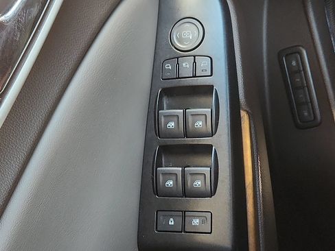 Used 2019 GMC Yukon XL Denali w/ Denali Ultimate Package AWD/4WD image 23