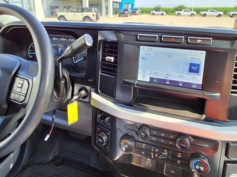 Used 2024 Ford F350 XL w/ Snow Plow Prep Package AWD/4WD image 15