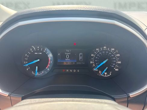 Used 2018 Ford Edge SEL FWD image 25
