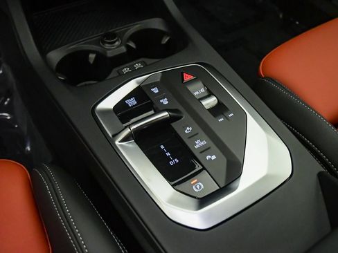 Used 2026 BMW 228i xDrive w/ Technology Package AWD/4WD image 20