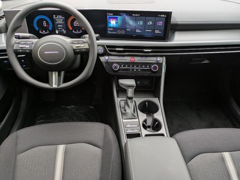 New 2026 Hyundai Sonata SE FWD image 17