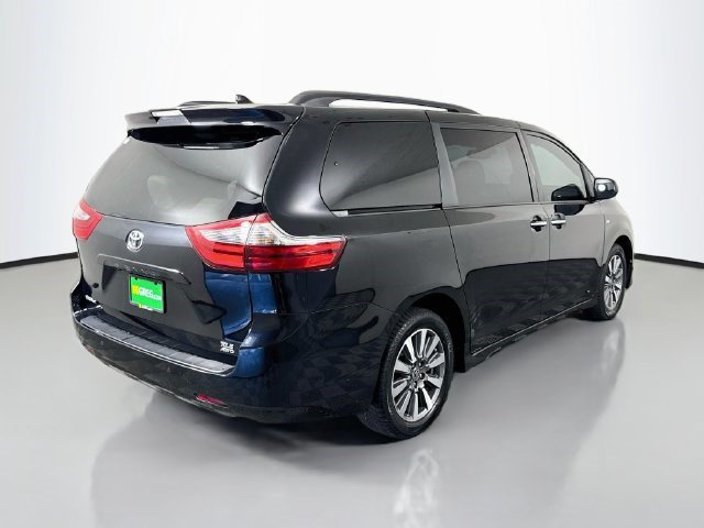 Used 2020 Toyota Sienna XLE w/ XLE Navigation Package AWD/4WD image 10