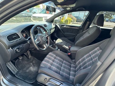 Used 2013 Volkswagen GTI 4-Door FWD image 9