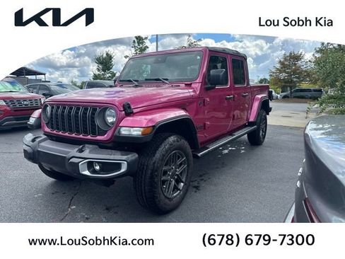 Used 2024 Jeep Gladiator Sport AWD/4WD image 1