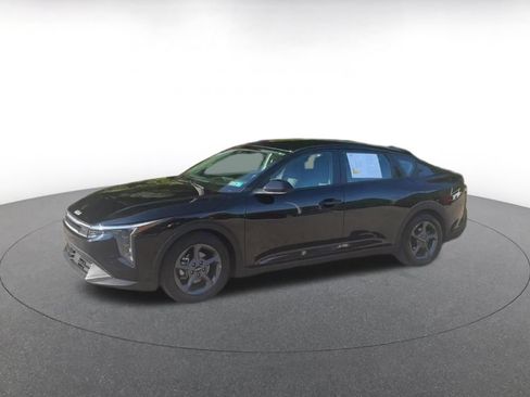 Used 2025 Kia K4 FWD image 7