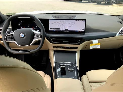 Used 2025 BMW 330i Sedan w/ Convenience Package image 5