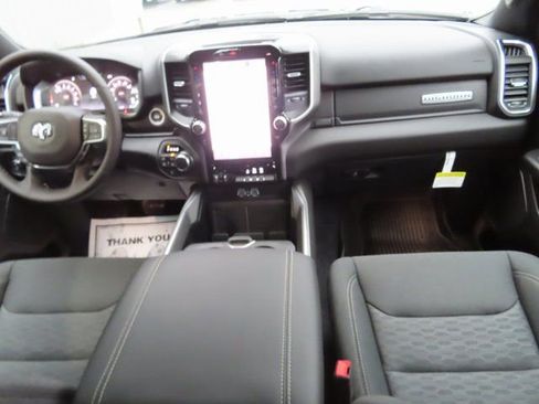 New 2026 RAM 1500 Big Horn AWD/4WD image 27