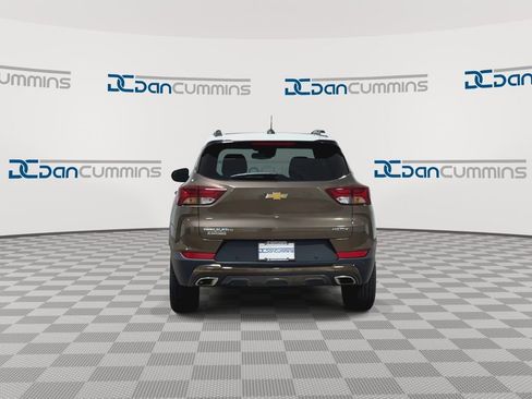 Used 2022 Chevrolet TrailBlazer ACTIV w/ Sun and Liftgate Package image 8