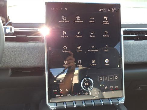 New 2026 GMC Sierra EV Elevation image 23