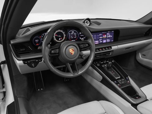 Certified 2020 Porsche 911 Carrera 4S image 36