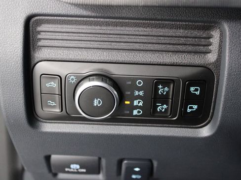 New 2026 Ford F250 Platinum image 45