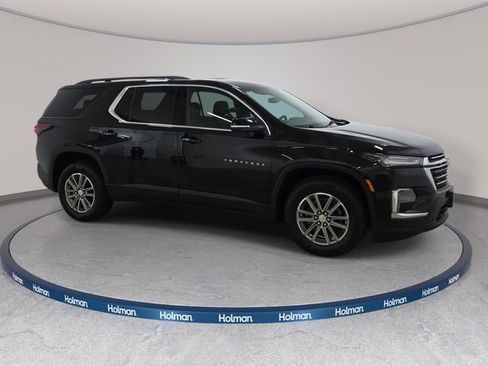Used 2023 Chevrolet Traverse LT AWD/4WD image 4