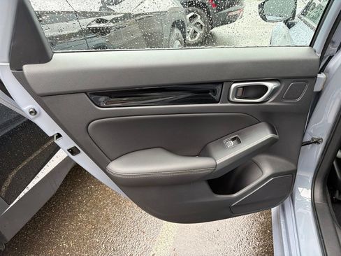 Used 2024 Honda Civic Touring image 14