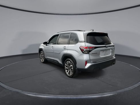 Used 2026 Subaru Forester Touring AWD/4WD image 6