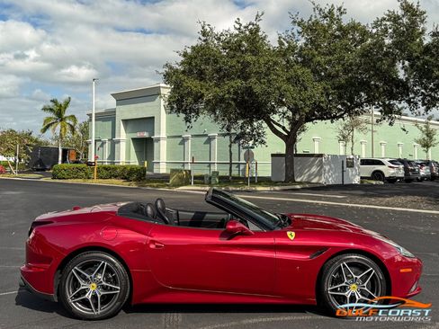 Used 2016 Ferrari California T image 62