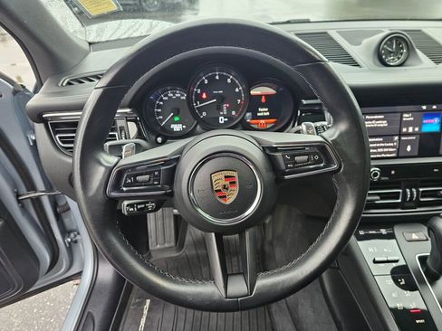 Used 2023 Porsche Macan image 27