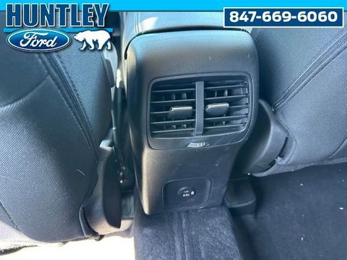 Used 2022 Ford Escape SE w/ SE Sport Appearance Package AWD/4WD image 14