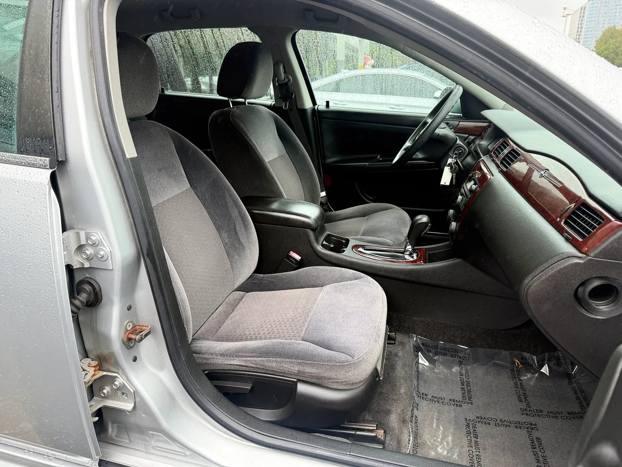 Used 2010 Chevrolet Impala LS FWD image 30