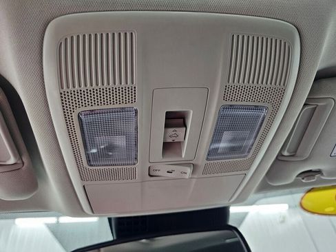 Used 2025 MAZDA CX-5 AWD 2.5 S w/ Preferred Package image 13