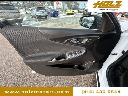 Certified 2023 Chevrolet Malibu LS image 23