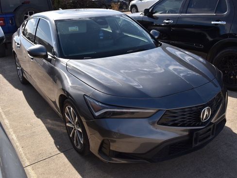 Used 2024 Acura Integra image 4