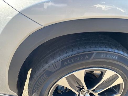 Used 2022 Toyota Highlander XLE image 30