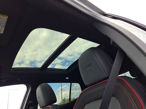 New 2025 Chevrolet Equinox EV RS image 20