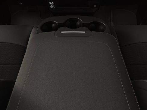 New 2026 RAM 3500 Tradesman AWD/4WD image 4