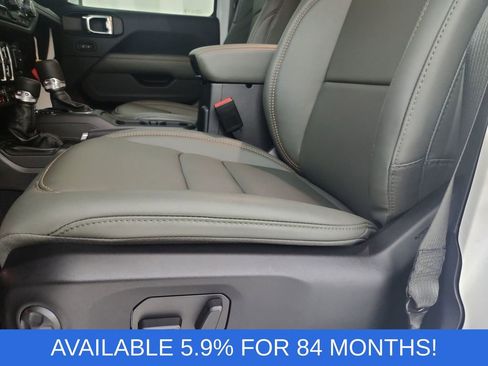 New 2026 Jeep Gladiator Mojave image 11