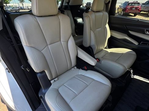Used 2023 Subaru Ascent Limited AWD/4WD image 27