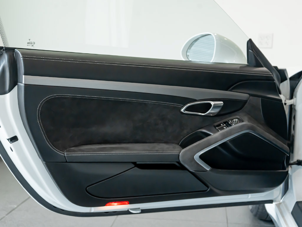 Certified 2014 Porsche 911 GT3 RWD image 12