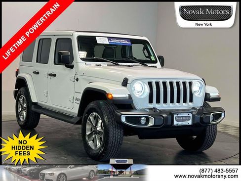 Used 2022 Jeep Wrangler Unlimited Sahara w/ LED Lighting Group AWD/4WD image 1