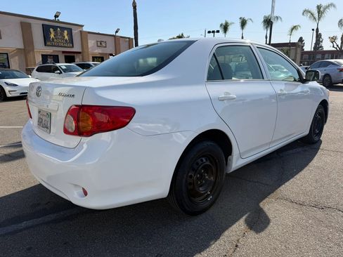 Used 2009 Toyota Corolla LE FWD image 5