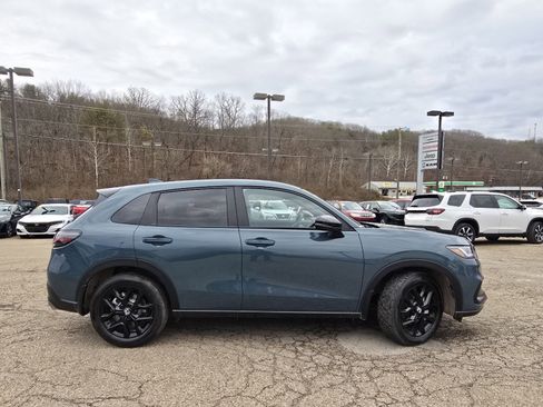 Used 2025 Honda HR-V Sport image 15