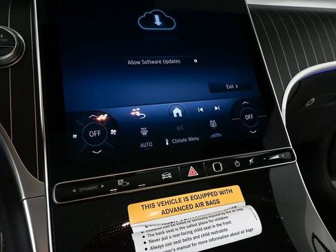 New 2027 Mercedes-Benz GLC 300 4MATIC image 14