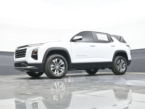 New 2026 Chevrolet Equinox LT w/ Safety and Technology Package FWD image 56