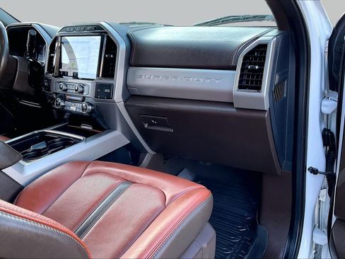 Used 2022 Ford F250 King Ranch w/ King Ranch Ultimate Package AWD/4WD image 15